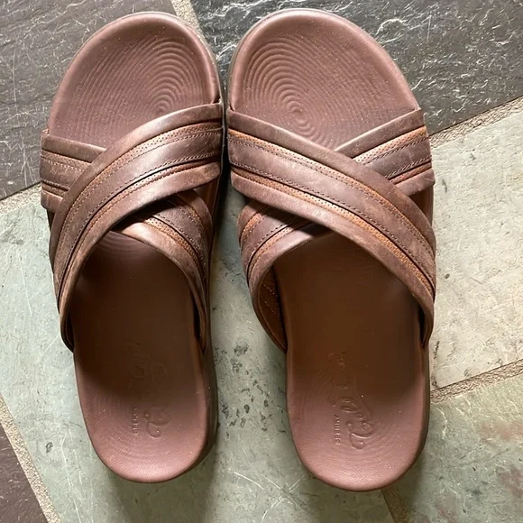 Sperry | Shoes | Sperry Regatta Gold Cup Leather Slides  display picture 2